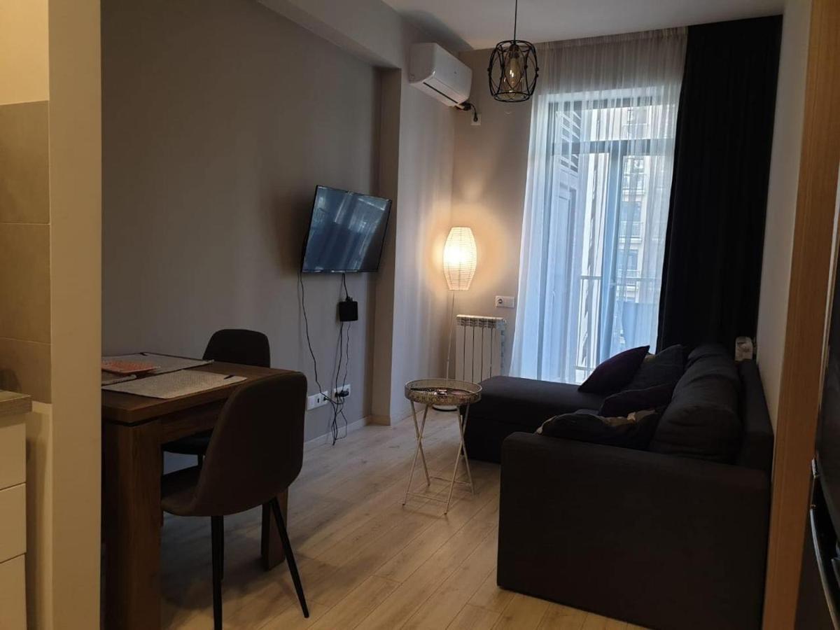 Sol'S M2 White Modern Apartments Tiflis Dış mekan fotoğraf